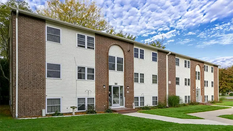 Brentwood Apartments