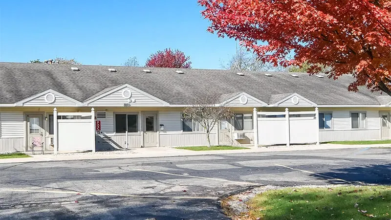 Twin Lakes Apartments